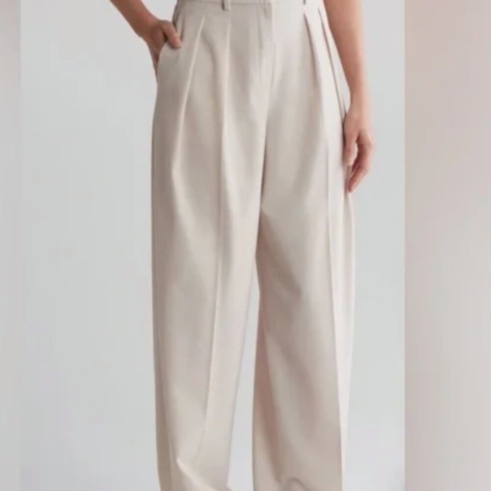 Theory Double Pleat Pant Size 8